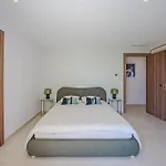 别墅 Contemporary With Heated Pool Near Sea Saint-Raphaël