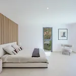 Contemporary With Heated Pool Near Sea 别墅 Saint-Raphaël