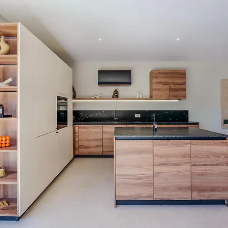 别墅 Contemporary With Heated Pool Near Sea Saint-Raphaël