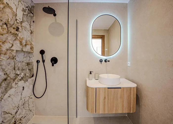 Contemporary With Heated Pool Near Sea